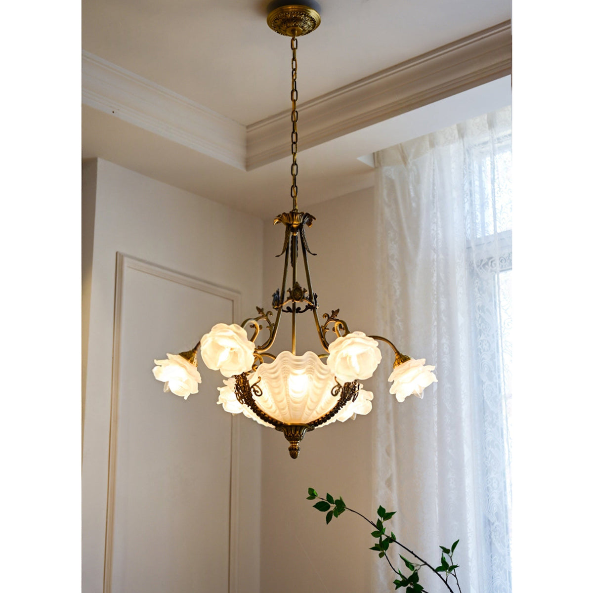 Kensington Palace Grand Chandelier