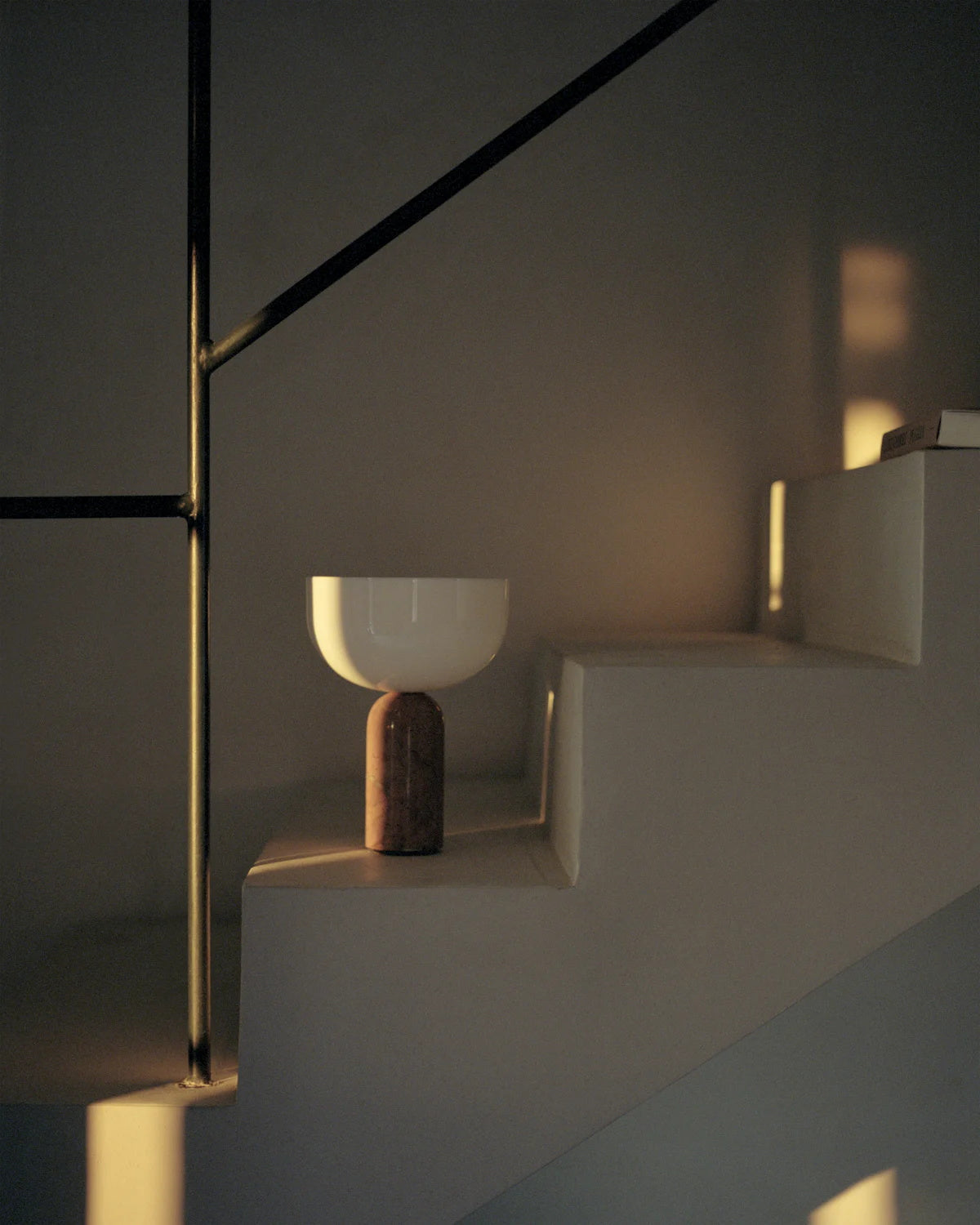 Kizu Table Lamp (built-in battery)