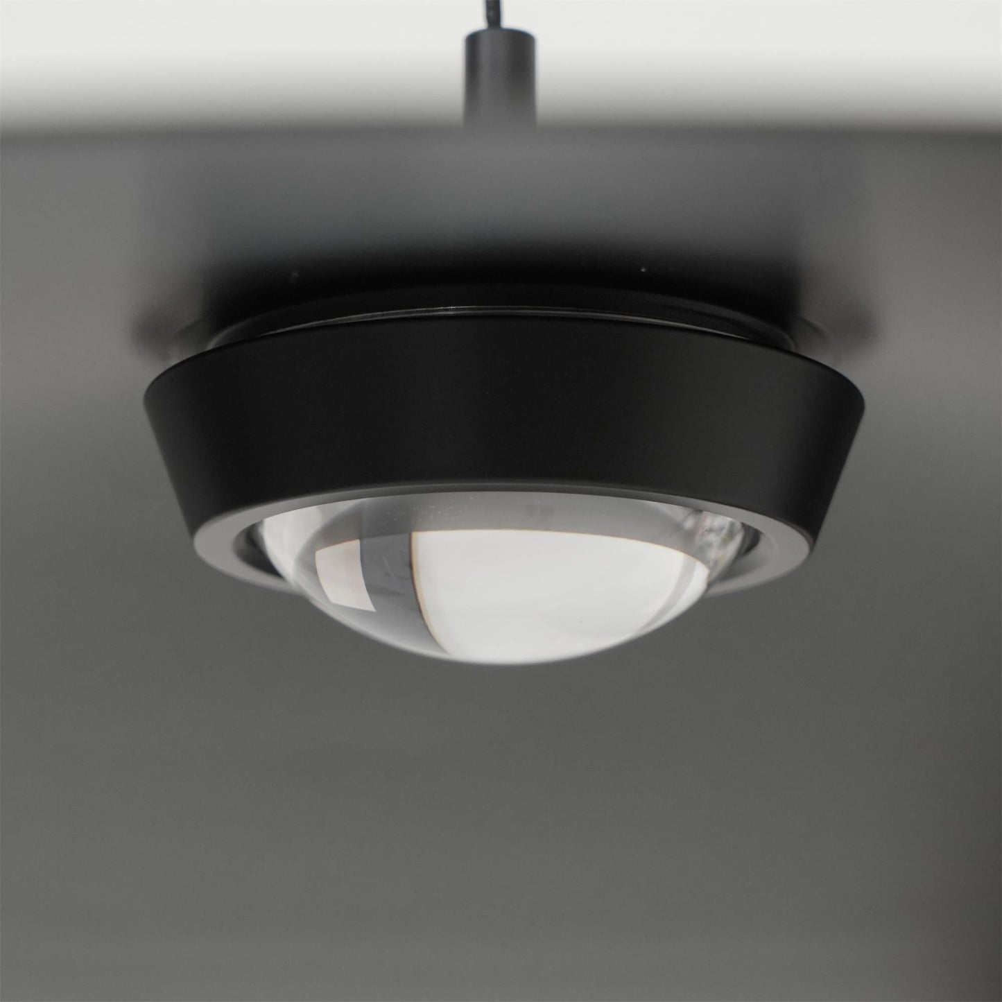 Zero Pendant Lamp