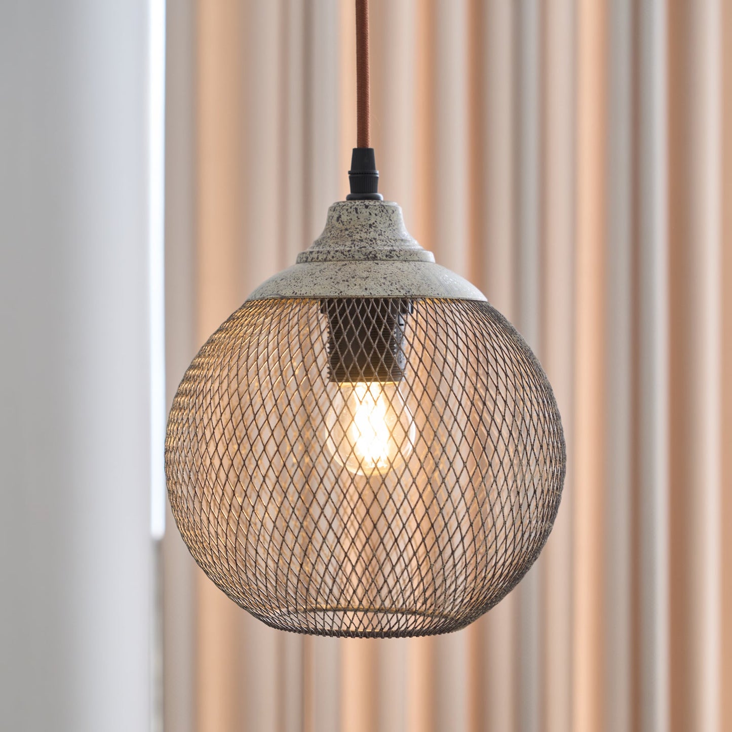 Lanister Mesh Pendant Lamp