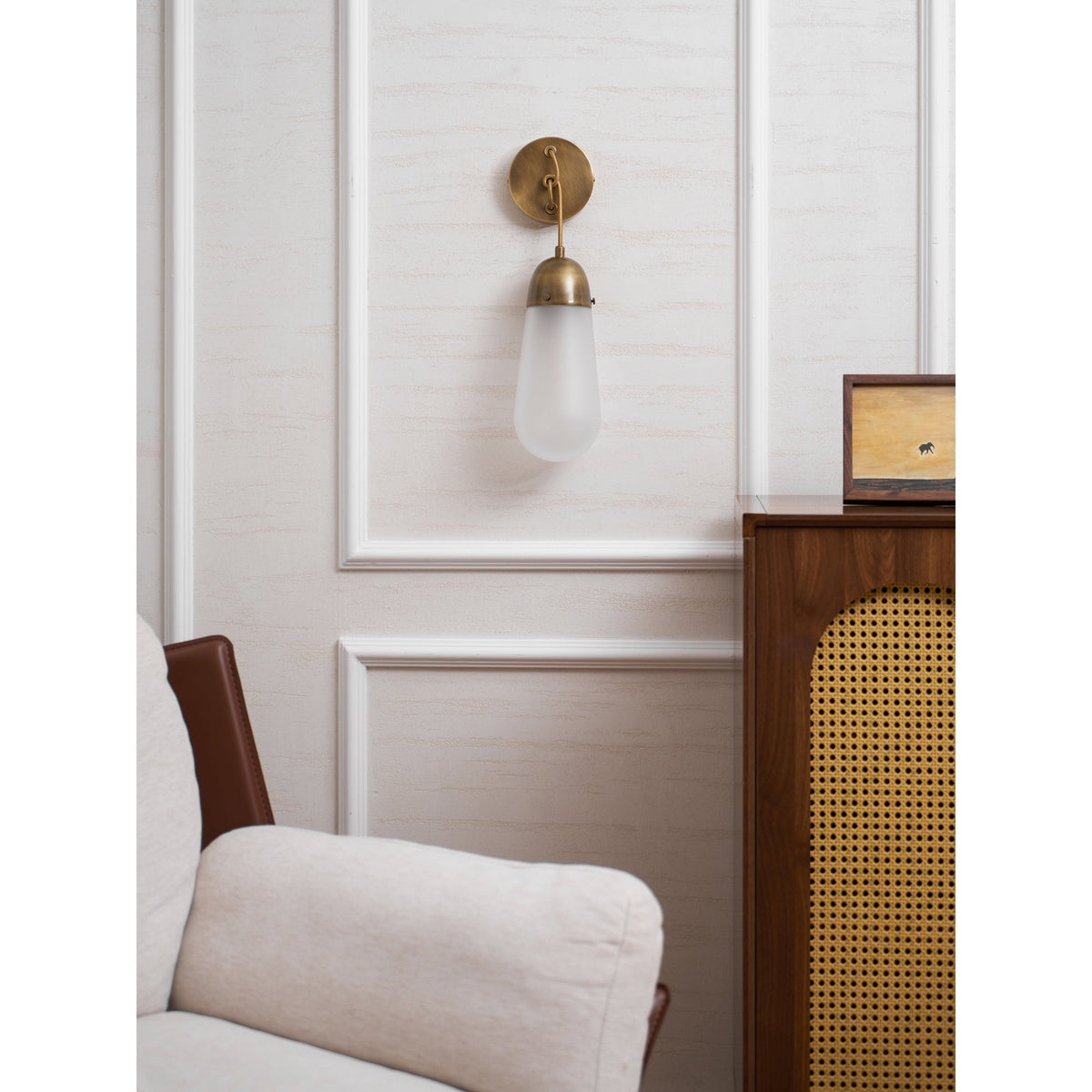 Lariat Wall Lamp