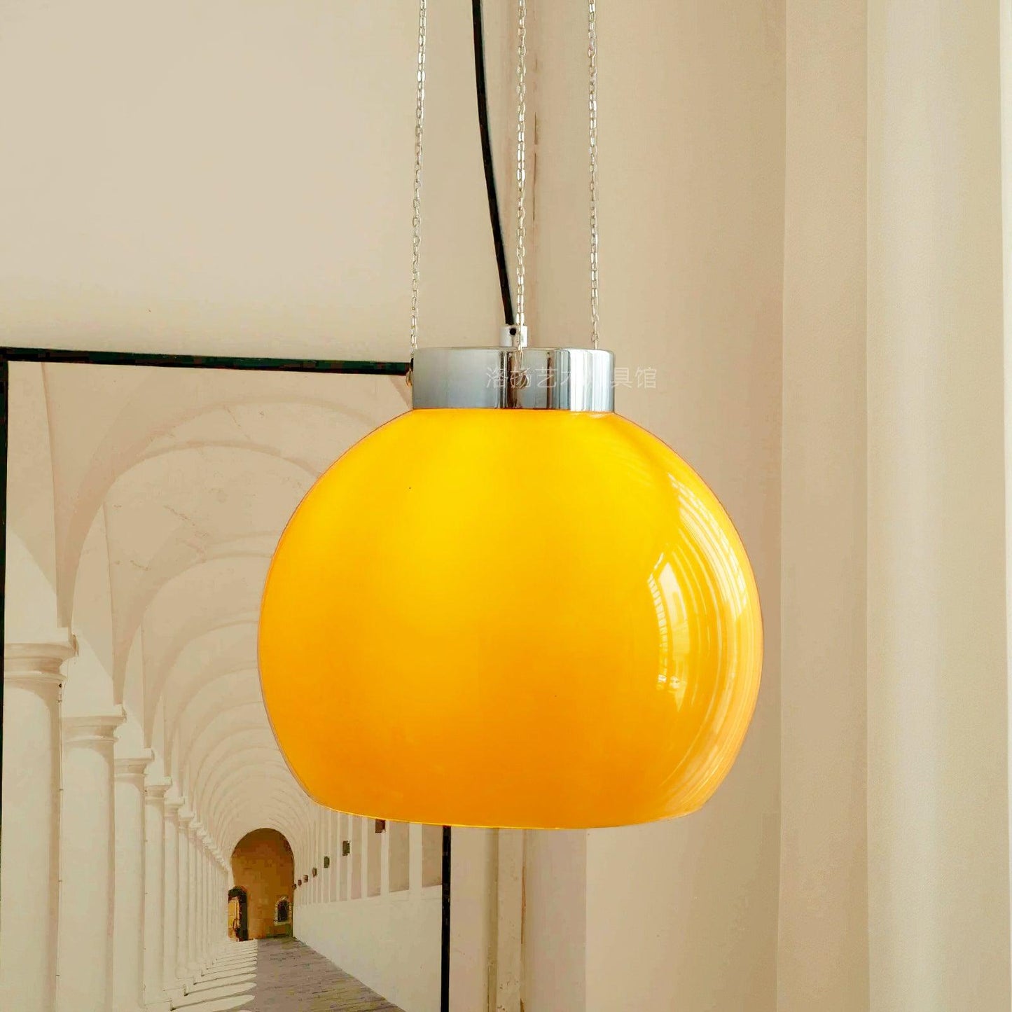Loa Pendant Light