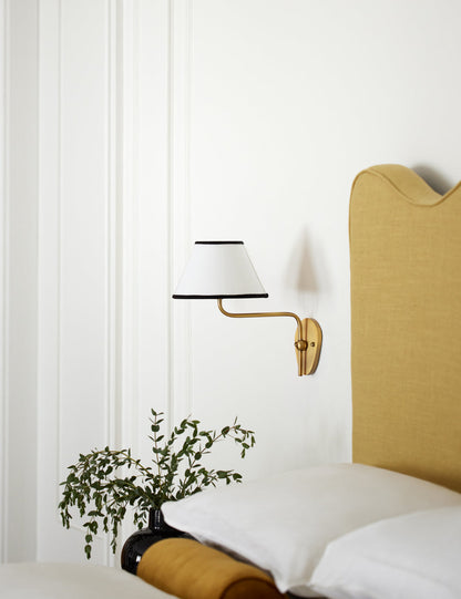 Magdalene Wall Lamp