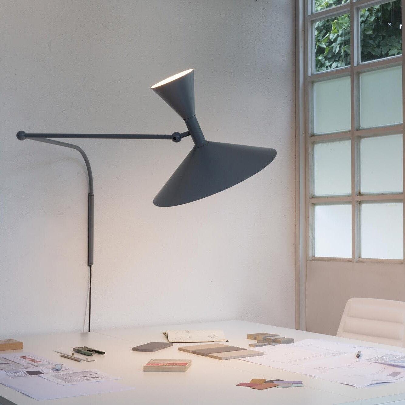 Elegant Wall Light 17.7 Inch