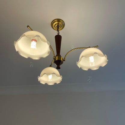 Milky Flower Chandelier