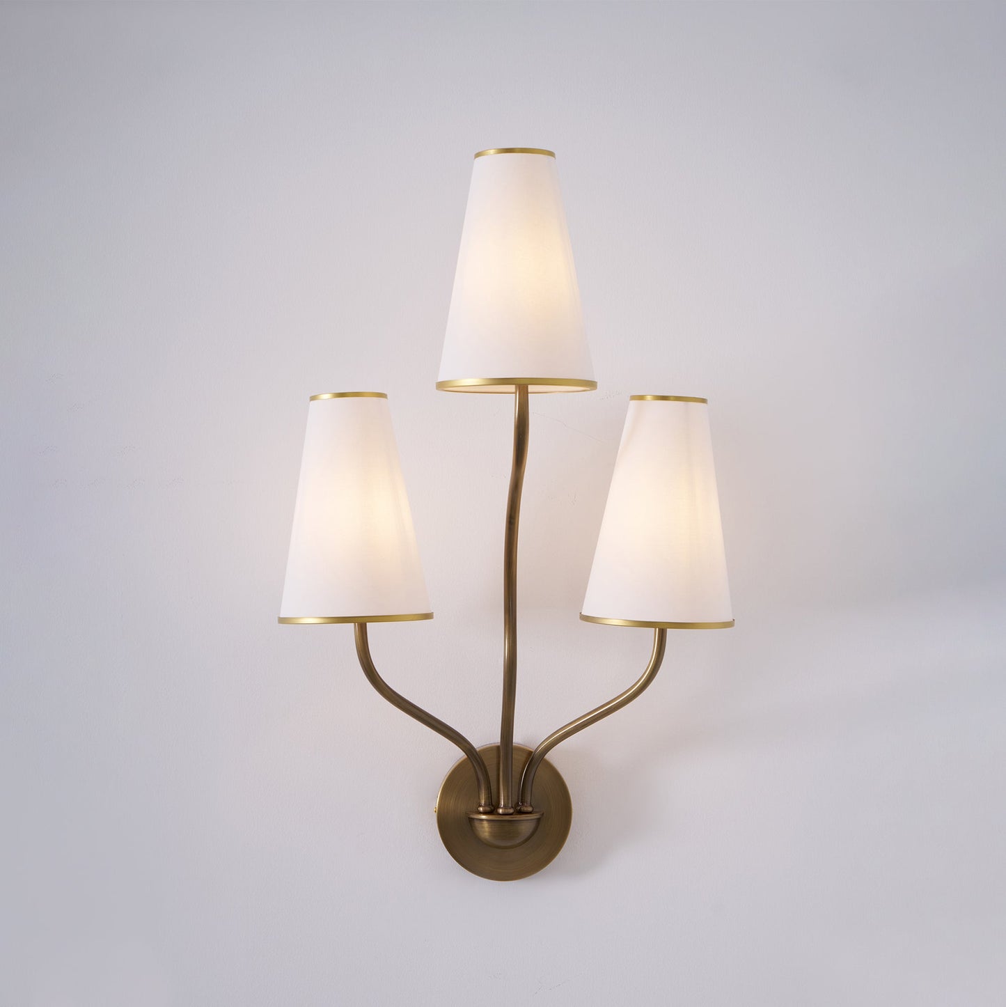 Montreuil Wall Lamp