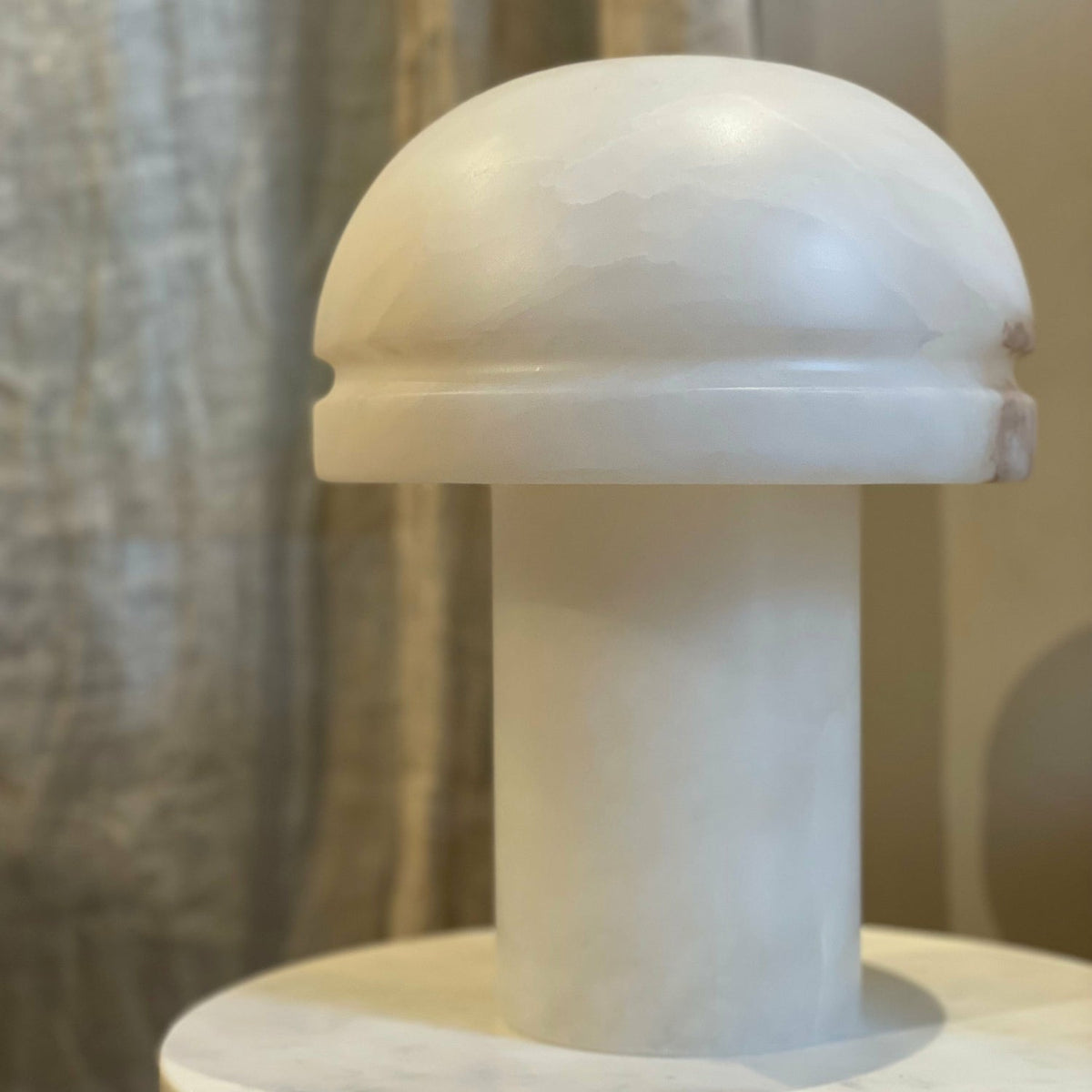 Dometra Alabaster Table Lamp