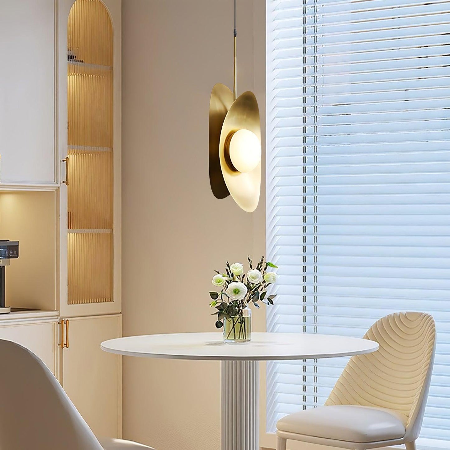 Golden Petal Pendant Lamp