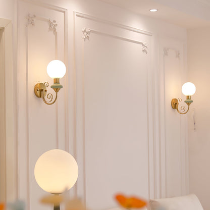 Onyx Plug-in Wall Lamp