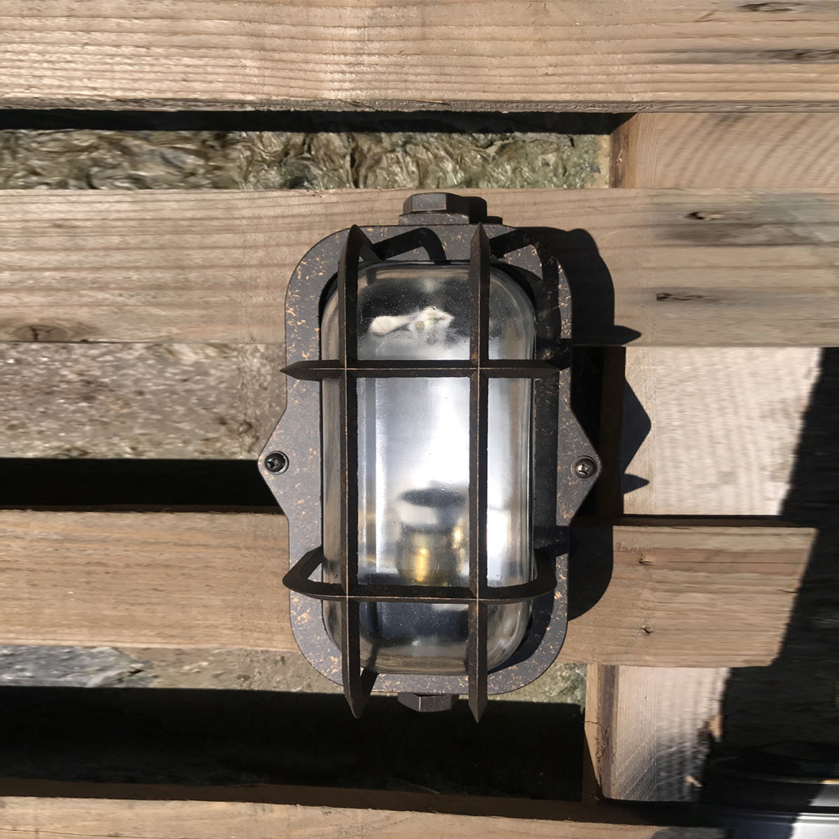 Hamilton Wall Light