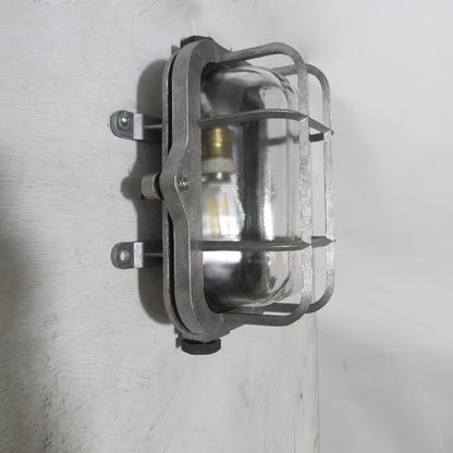 Hamilton Wall Light