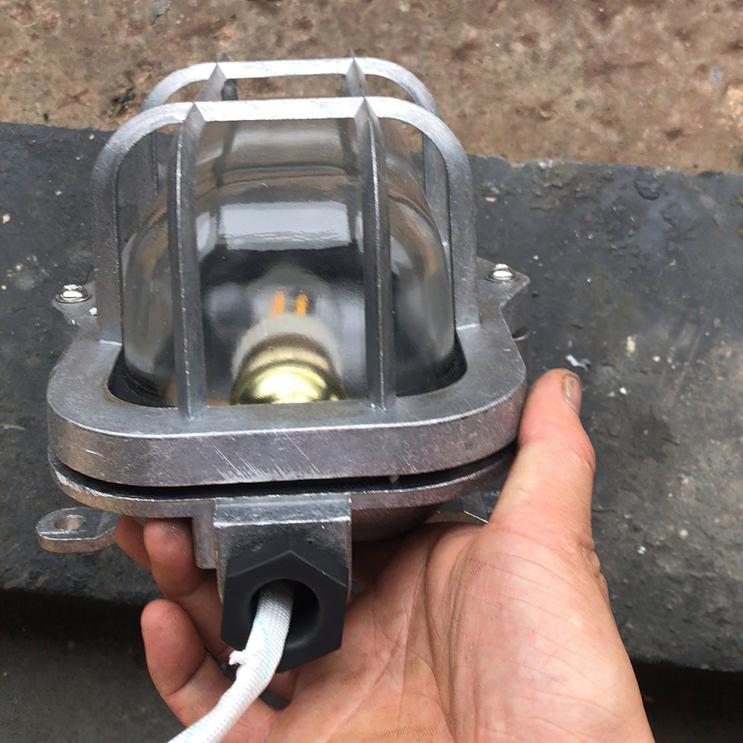 Hamilton Wall Light