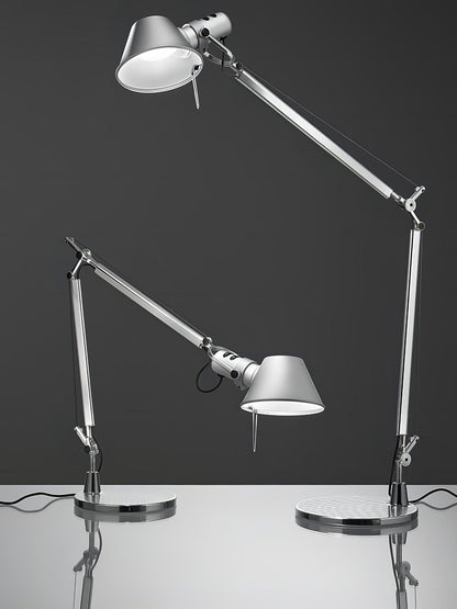 Parete Table Lamp