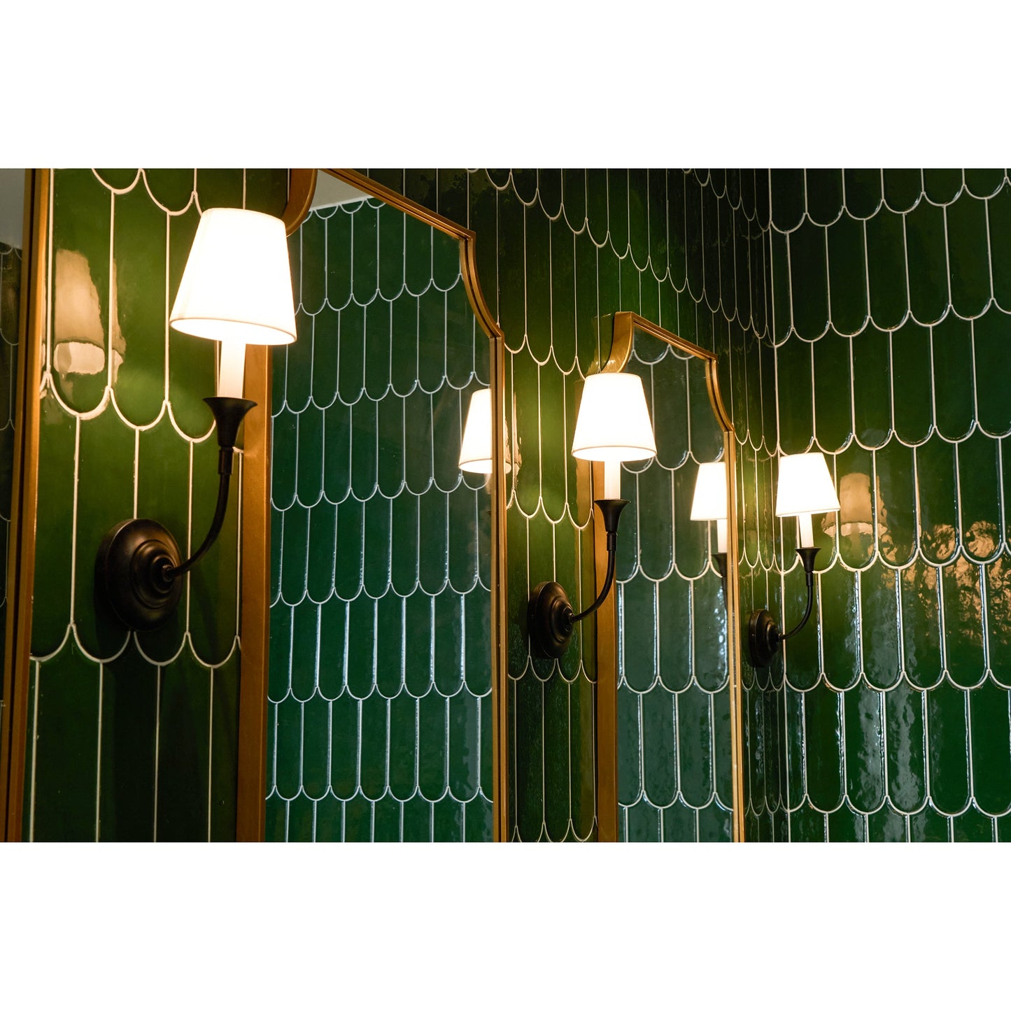 Brody Wall Lamp