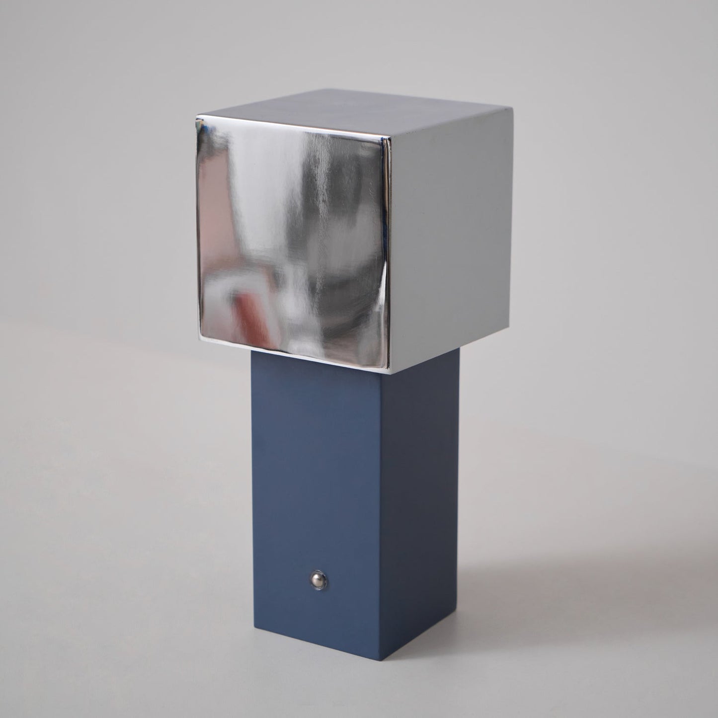 Pivot Portable Table Lamp