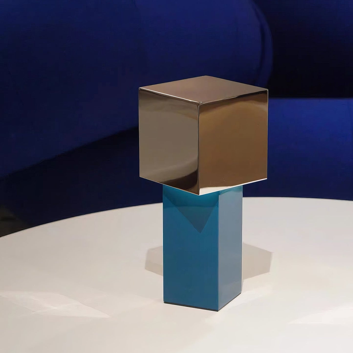 Pivot Portable Table Lamp