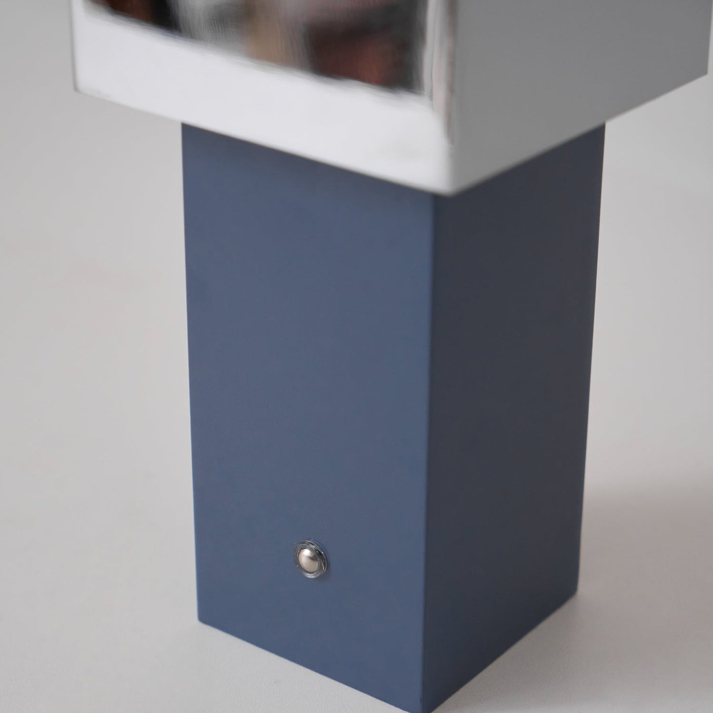 Pivot Portable Table Lamp
