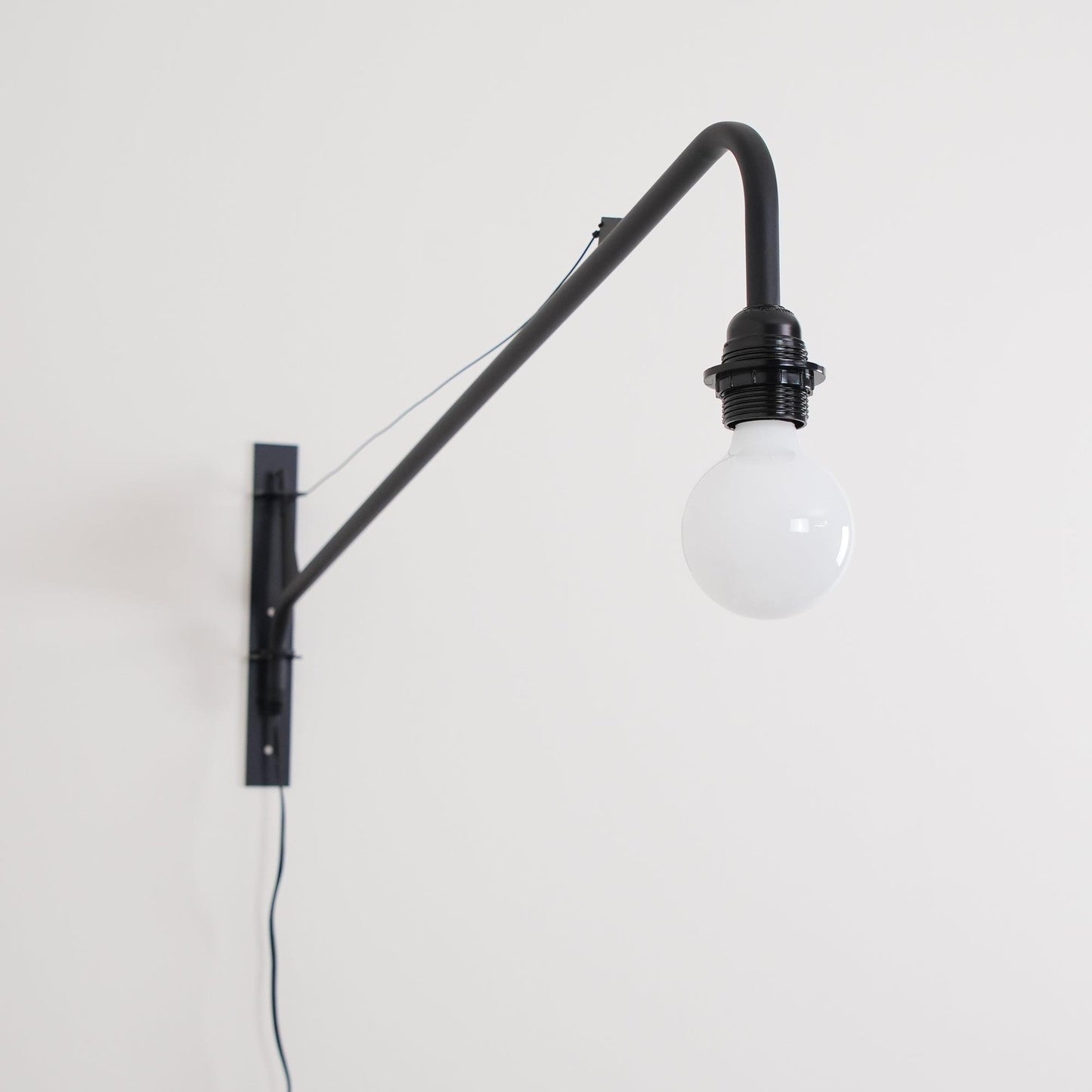 Petite Wall Lamp 43.3 Inch
