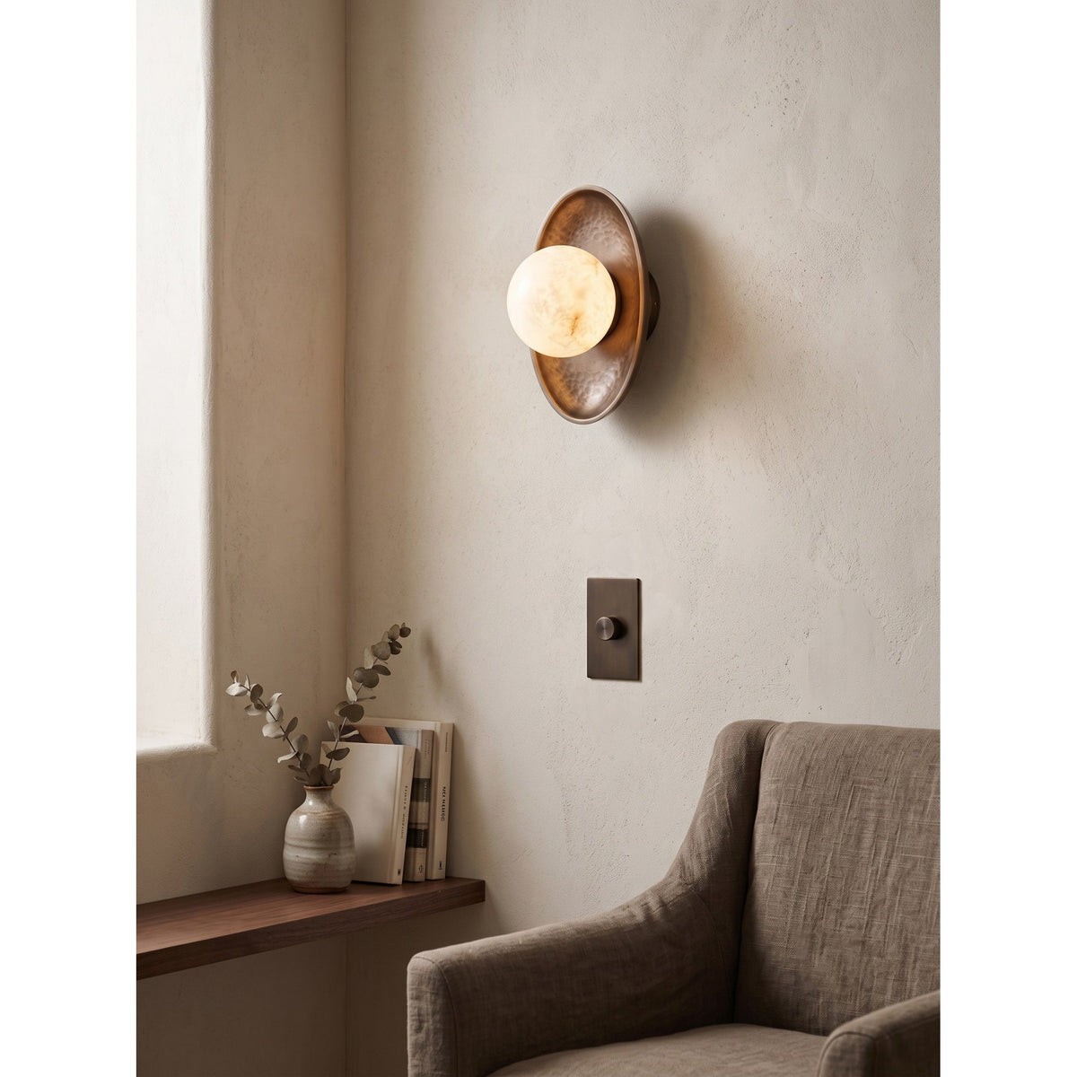 Aosta Disc Alabaster Wall Sconce