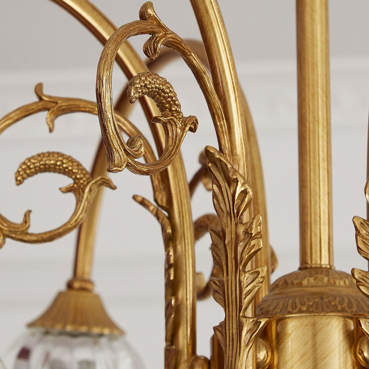 Aveline Chandelier