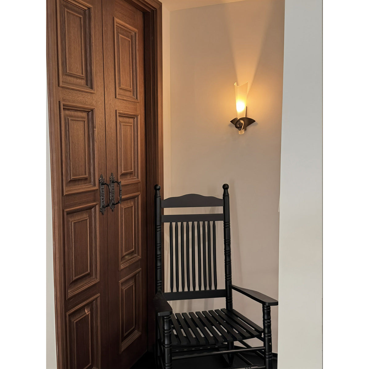Avelisse Wall Sconce