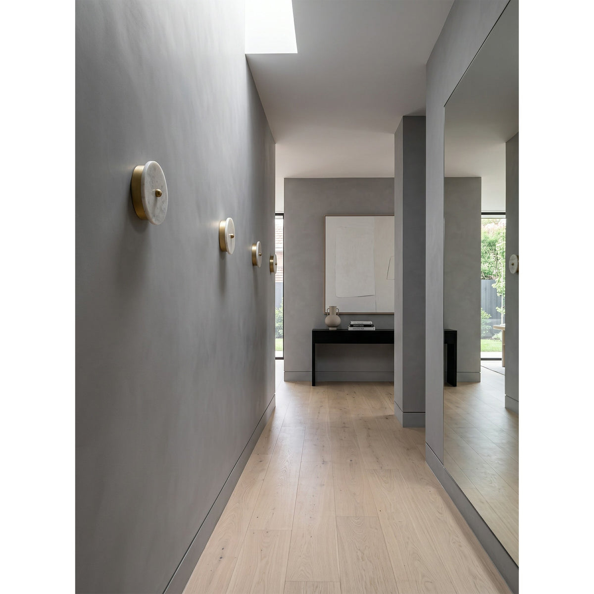 Beran Wall Lamp