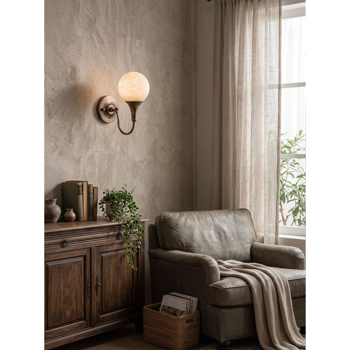 Bragan Alabaster Wall Sconce