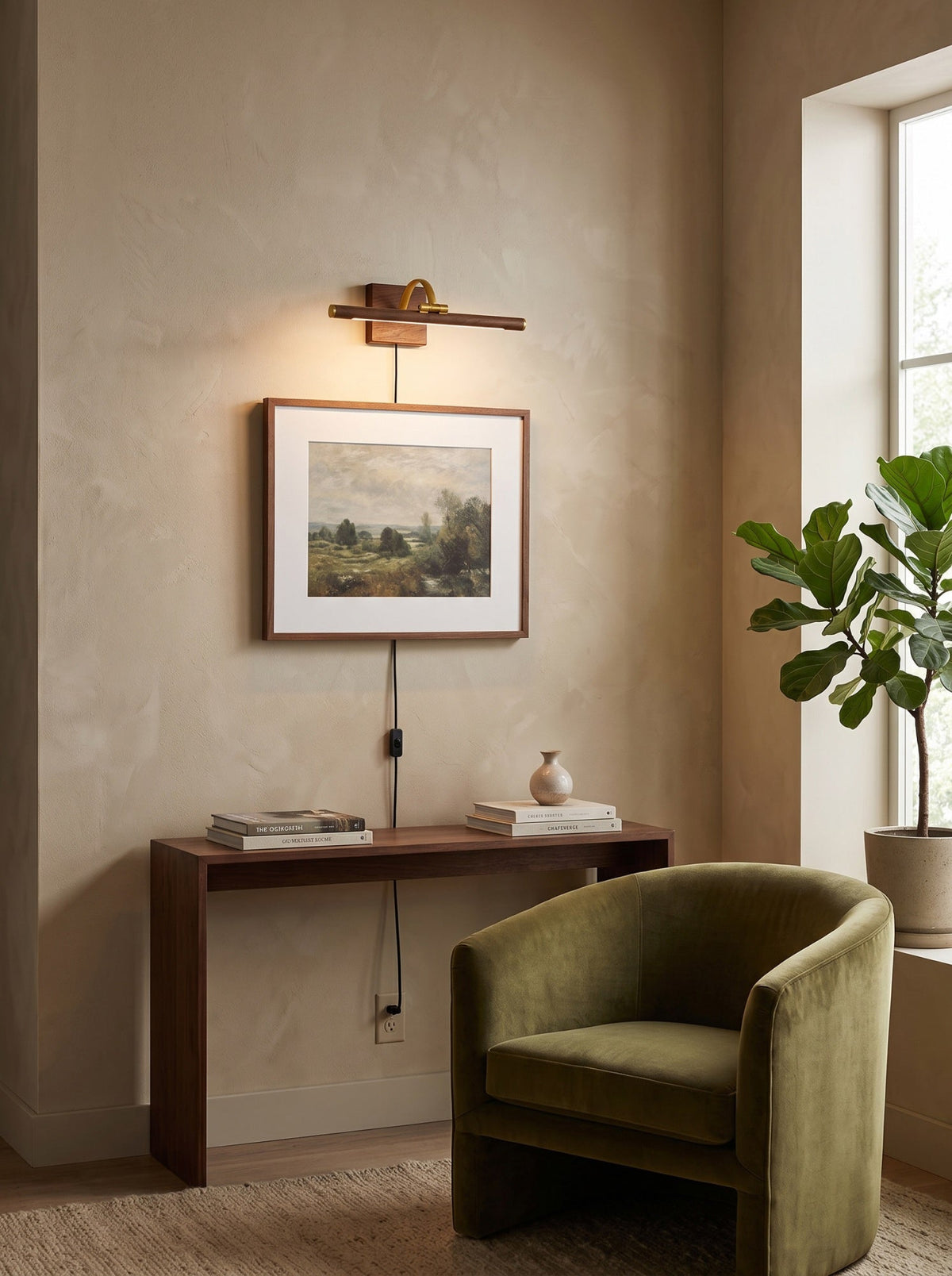 Elowen Plug-in Wall Sconce