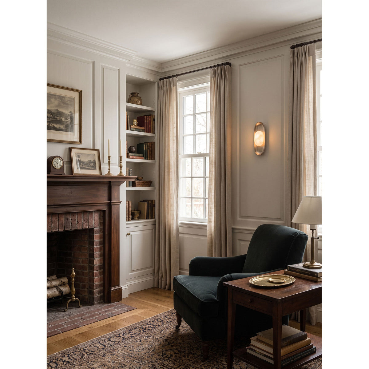 Esculpa Alabaster Wall Sconce