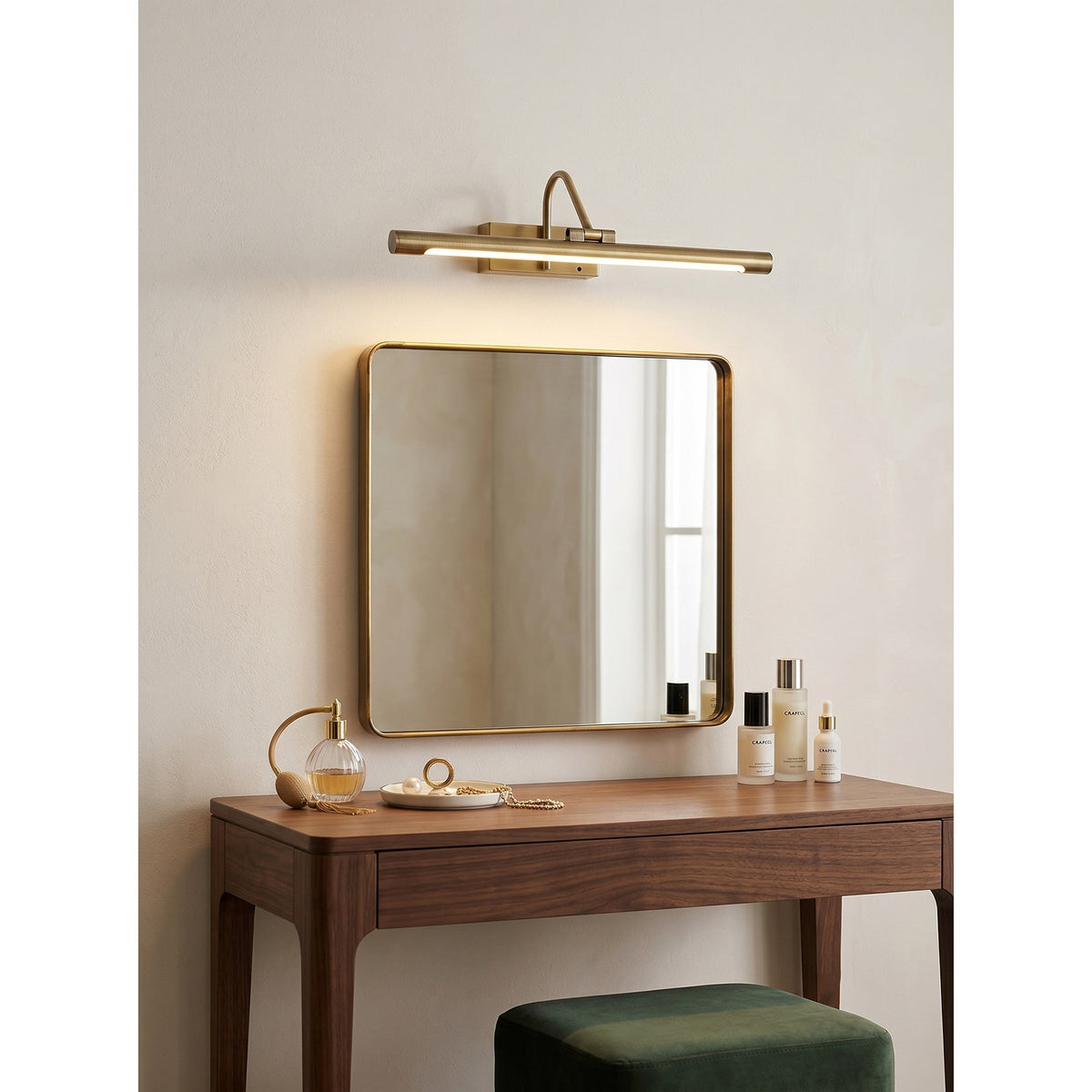 Ikon LED Wall Sconce (Built-in Battery)