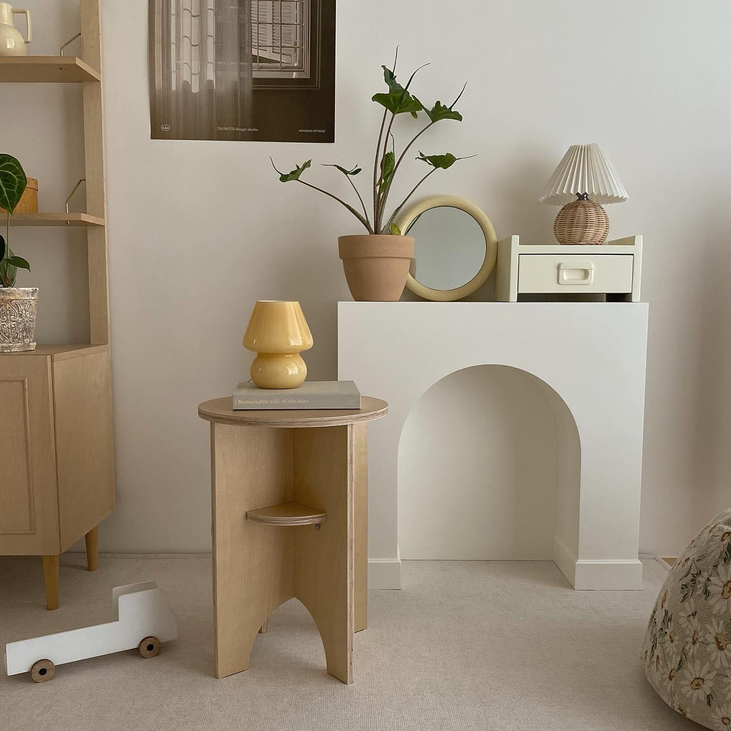 Rattan Pleated Table lamp