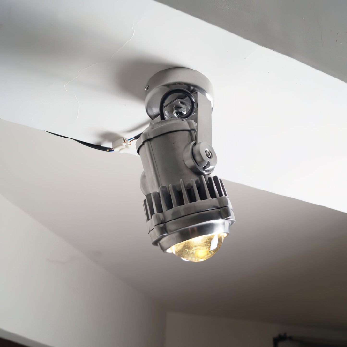 Retro Industrial Aluminum Spotlight