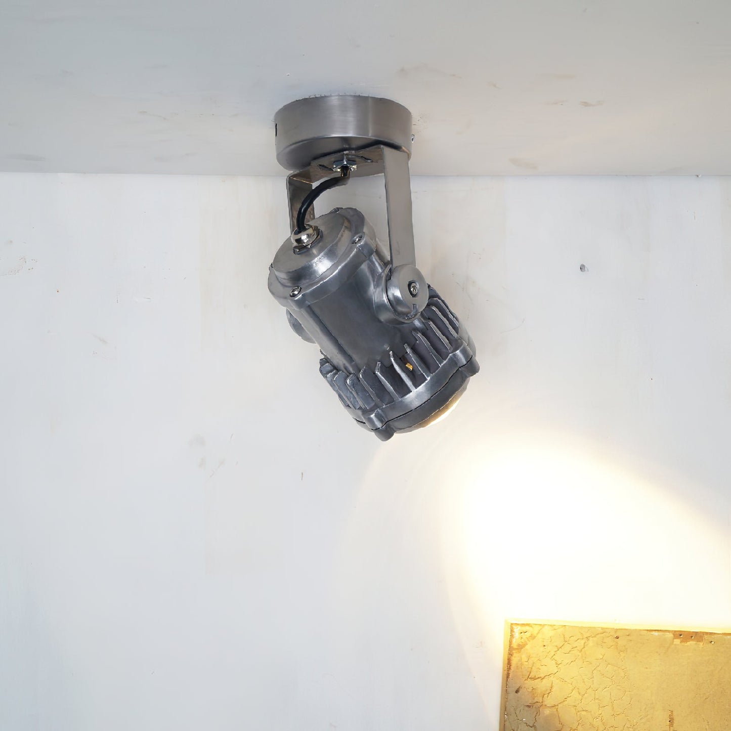 Retro Industrial Aluminum Spotlight