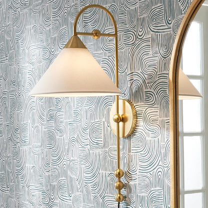 Savoe Plug-In Sconce