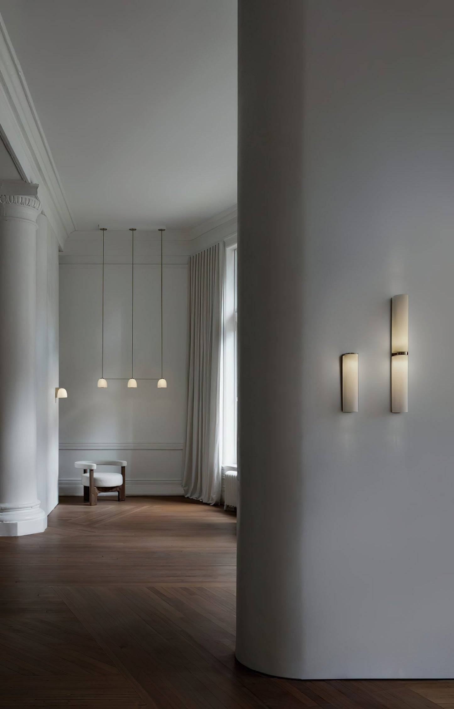Slim Wall Lamp