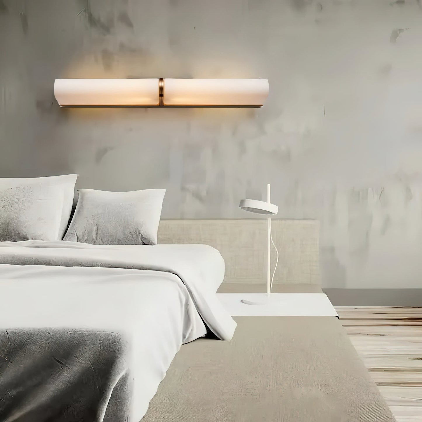 Slim Wall Lamp