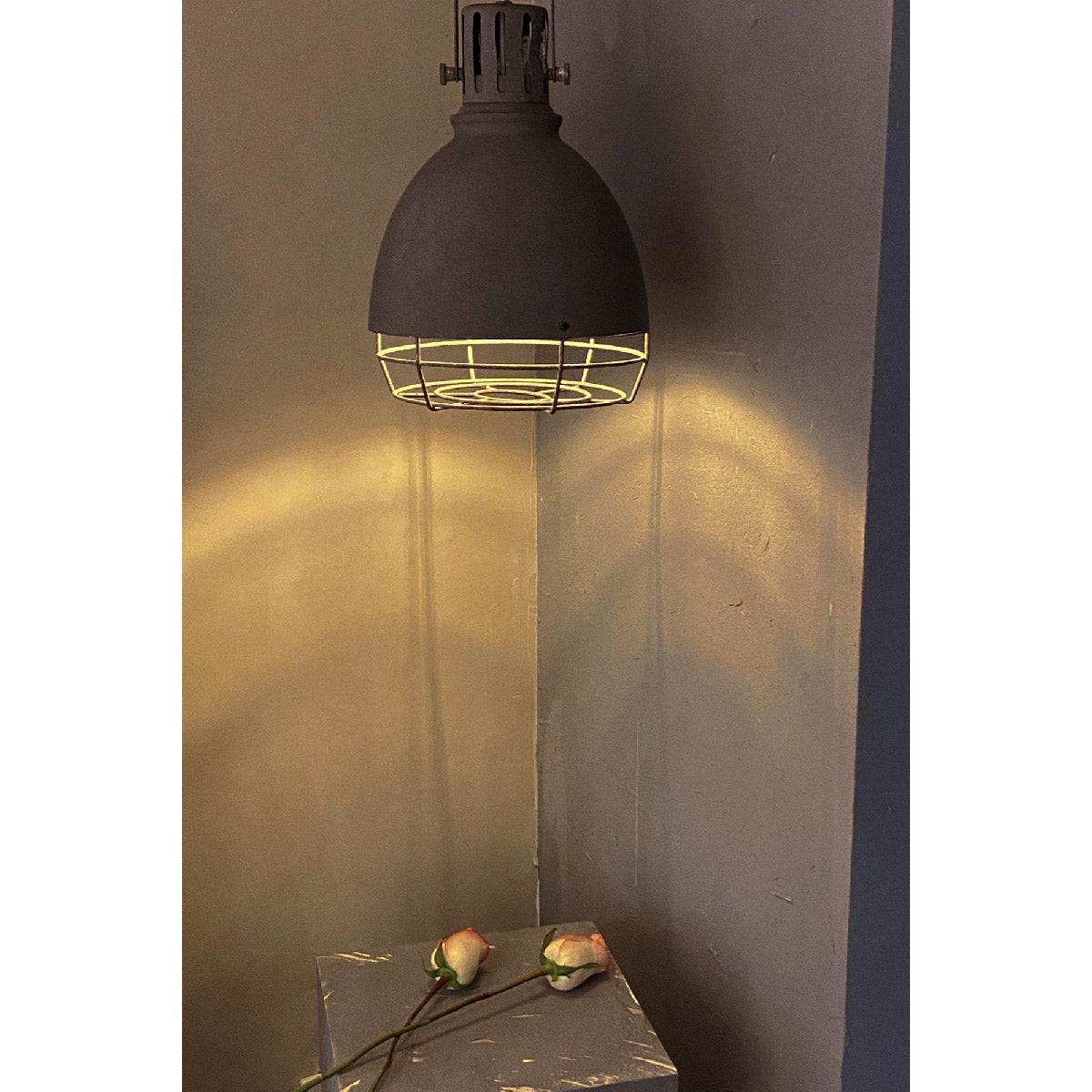 Tagabo Pendant Light