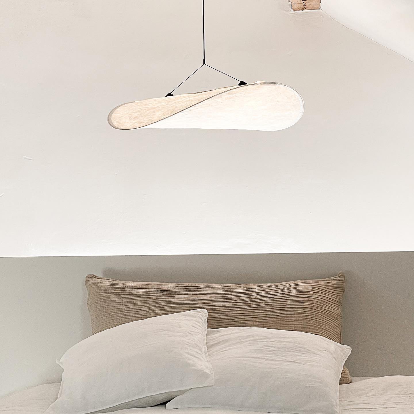 Tense Dupont Paper Pendant Lamp