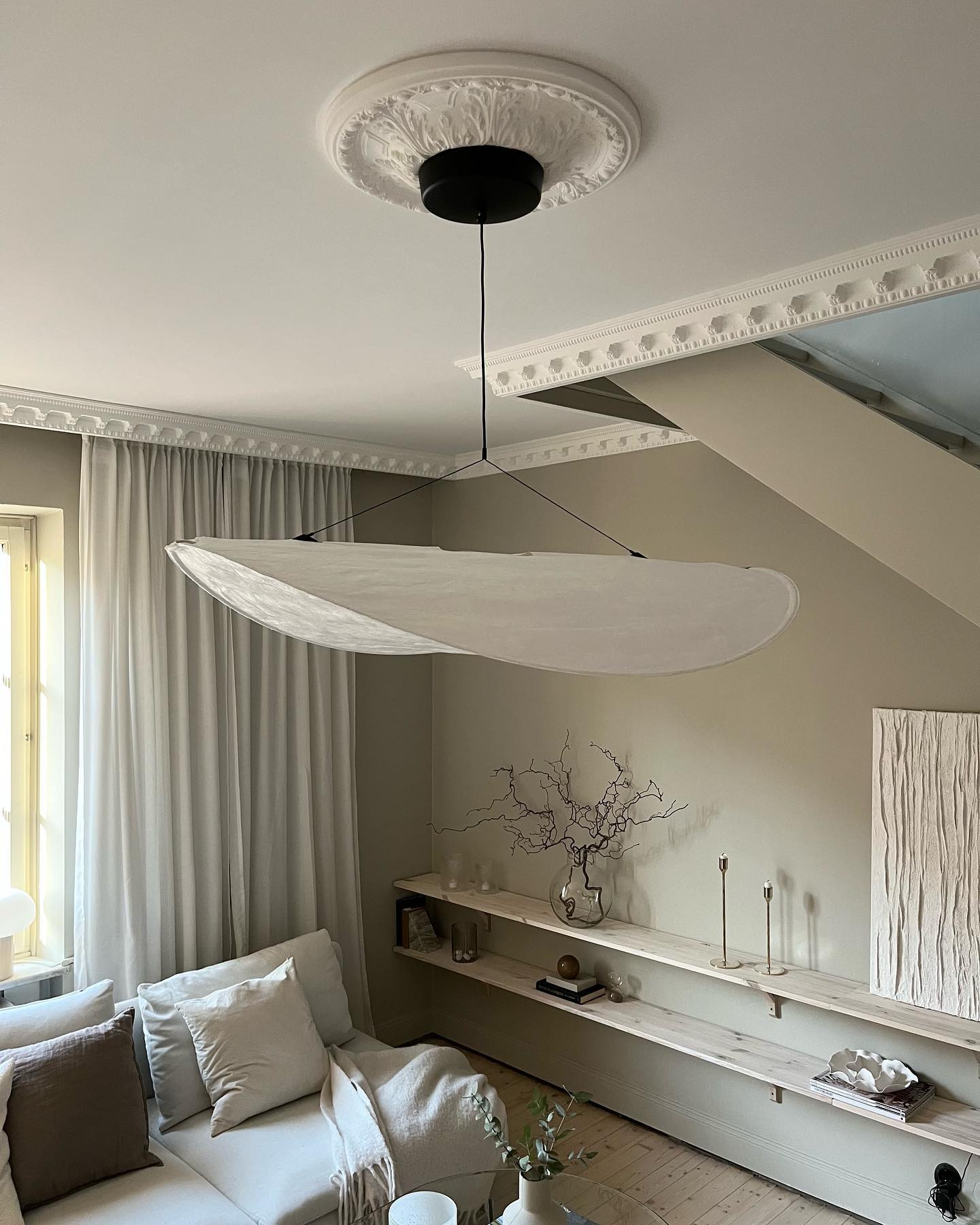 Tense Dupont Paper Pendant Lamp