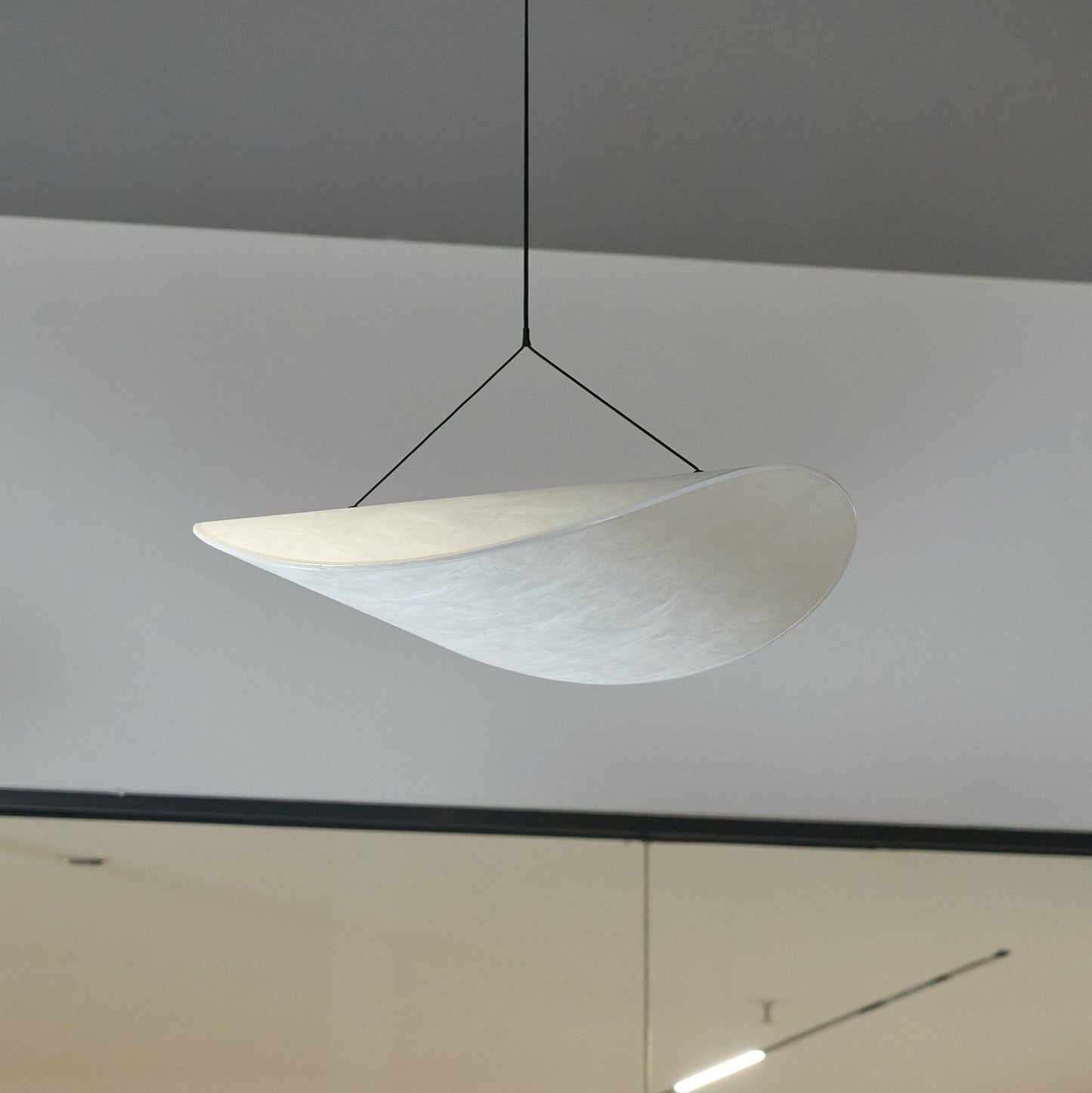 Tense Dupont Paper Pendant Lamp