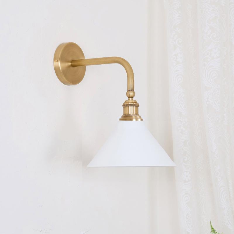 Thetford Wall Lamp