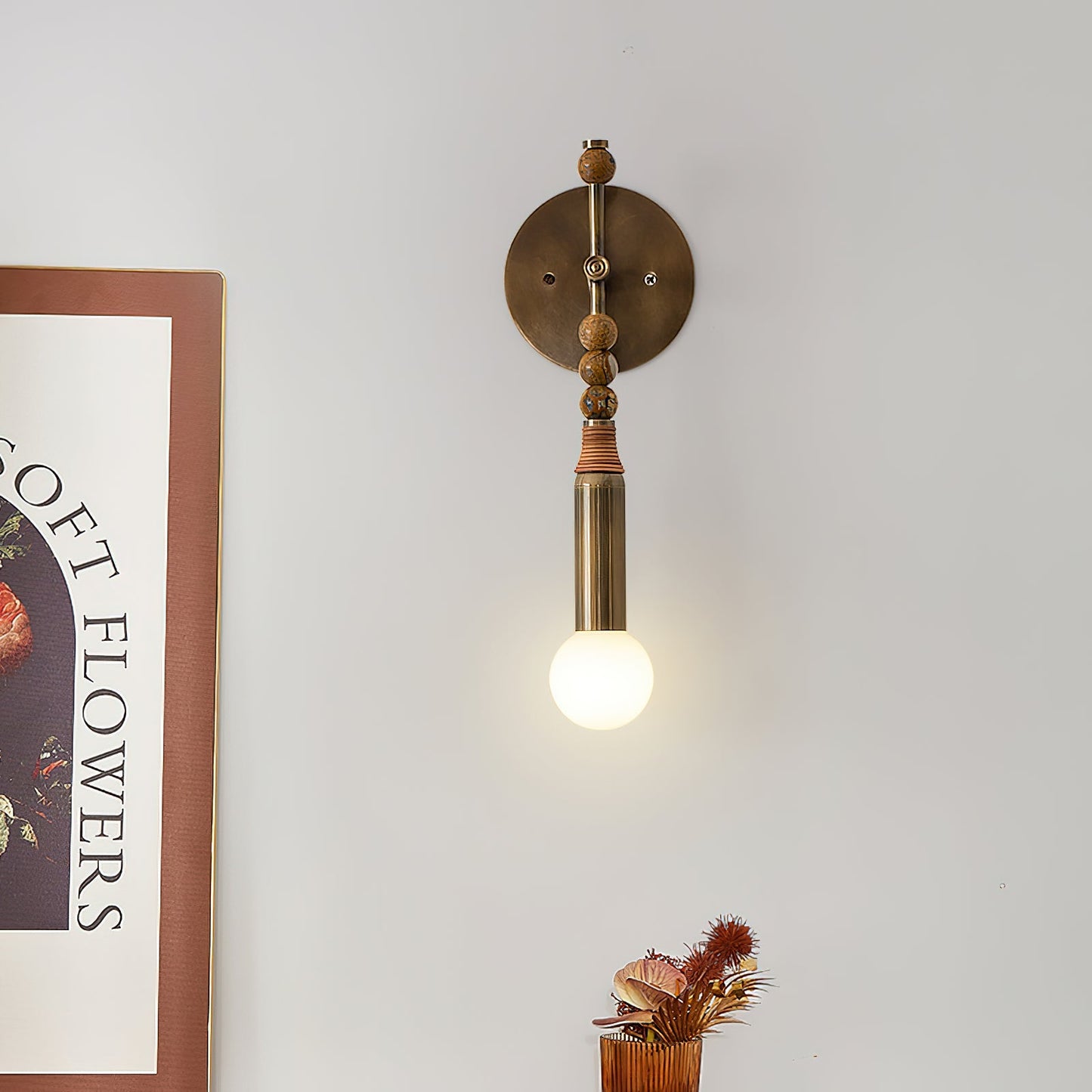 Toam Plug-in Wall Lamp