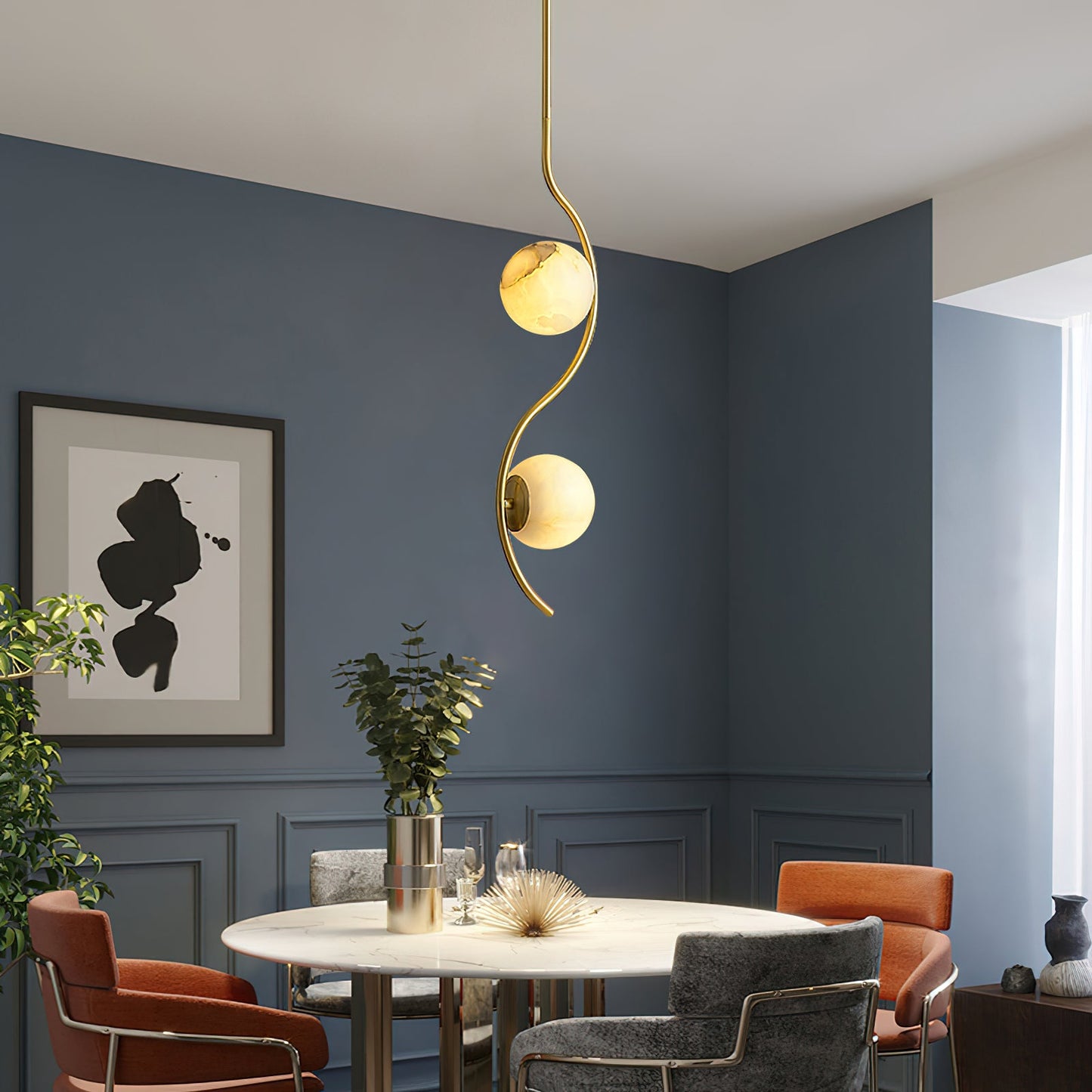 Uva Curved Pendant Lamp