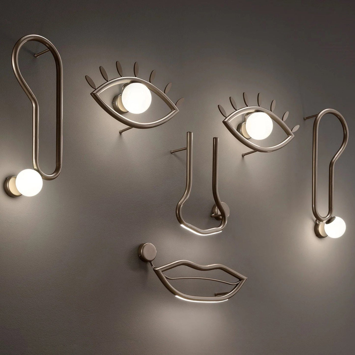 Visio Wall Lamp