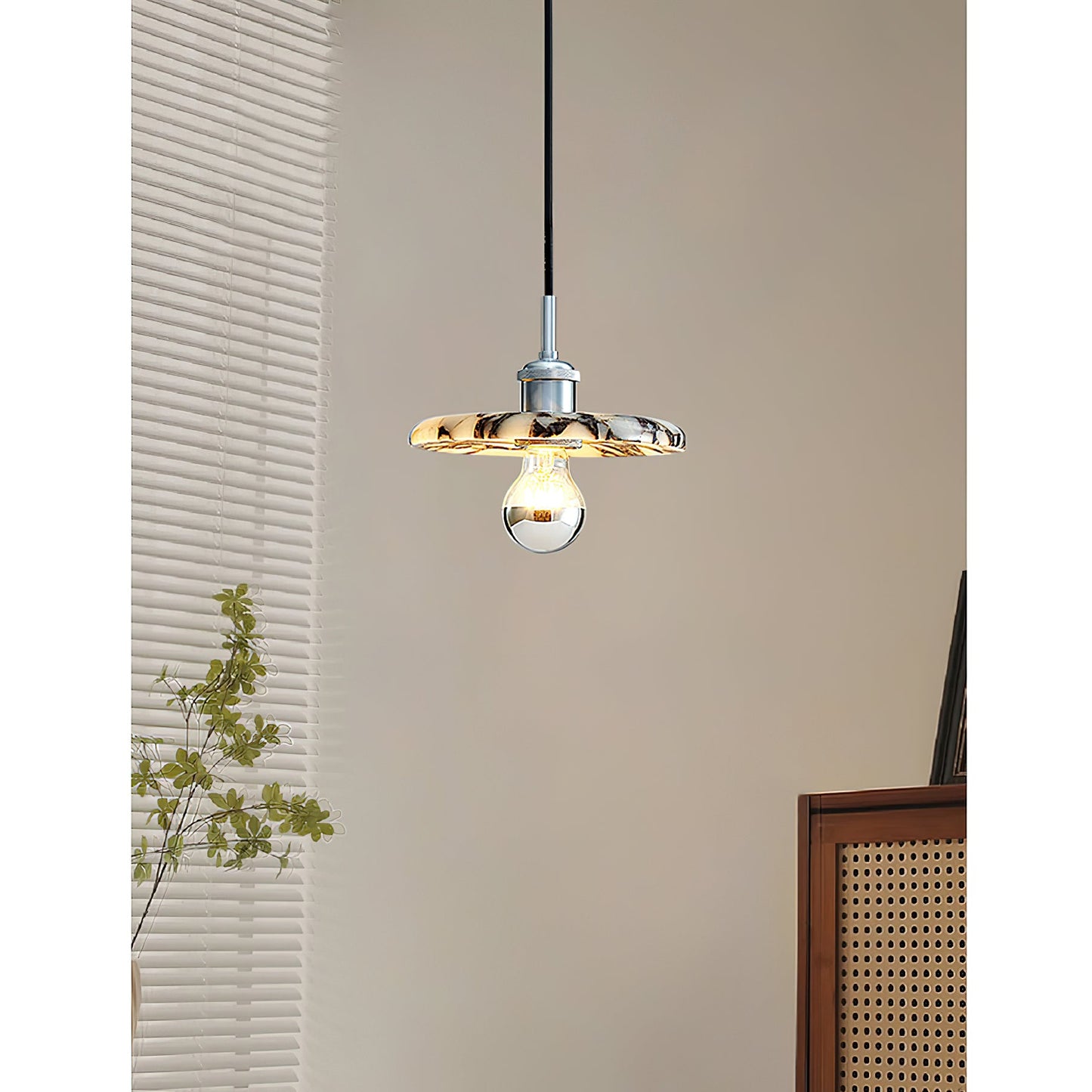 Zat Marble Pendant Lamp