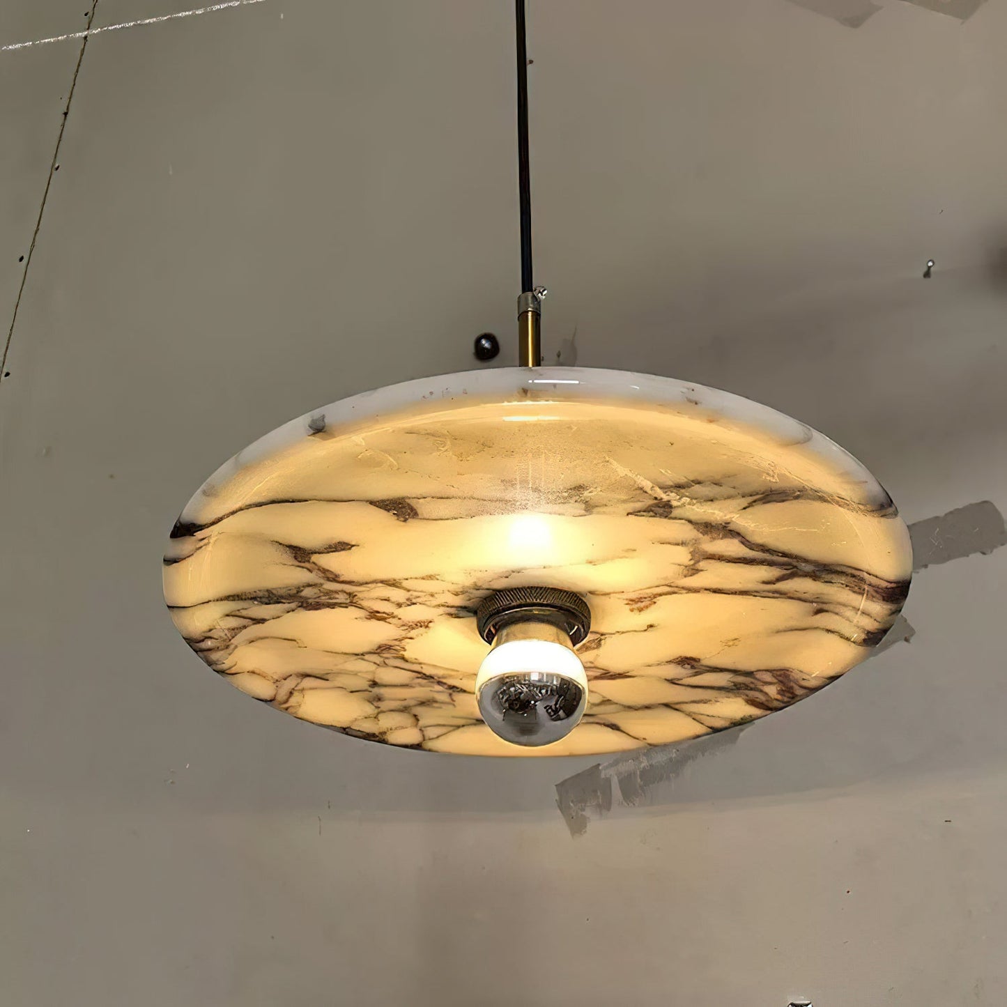 Zat Marble Pendant Lamp