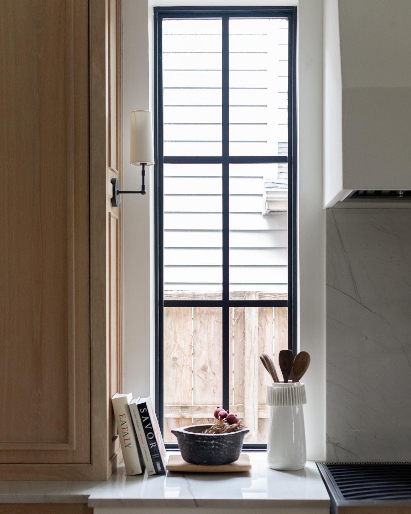 Ziyi Wall Lamp