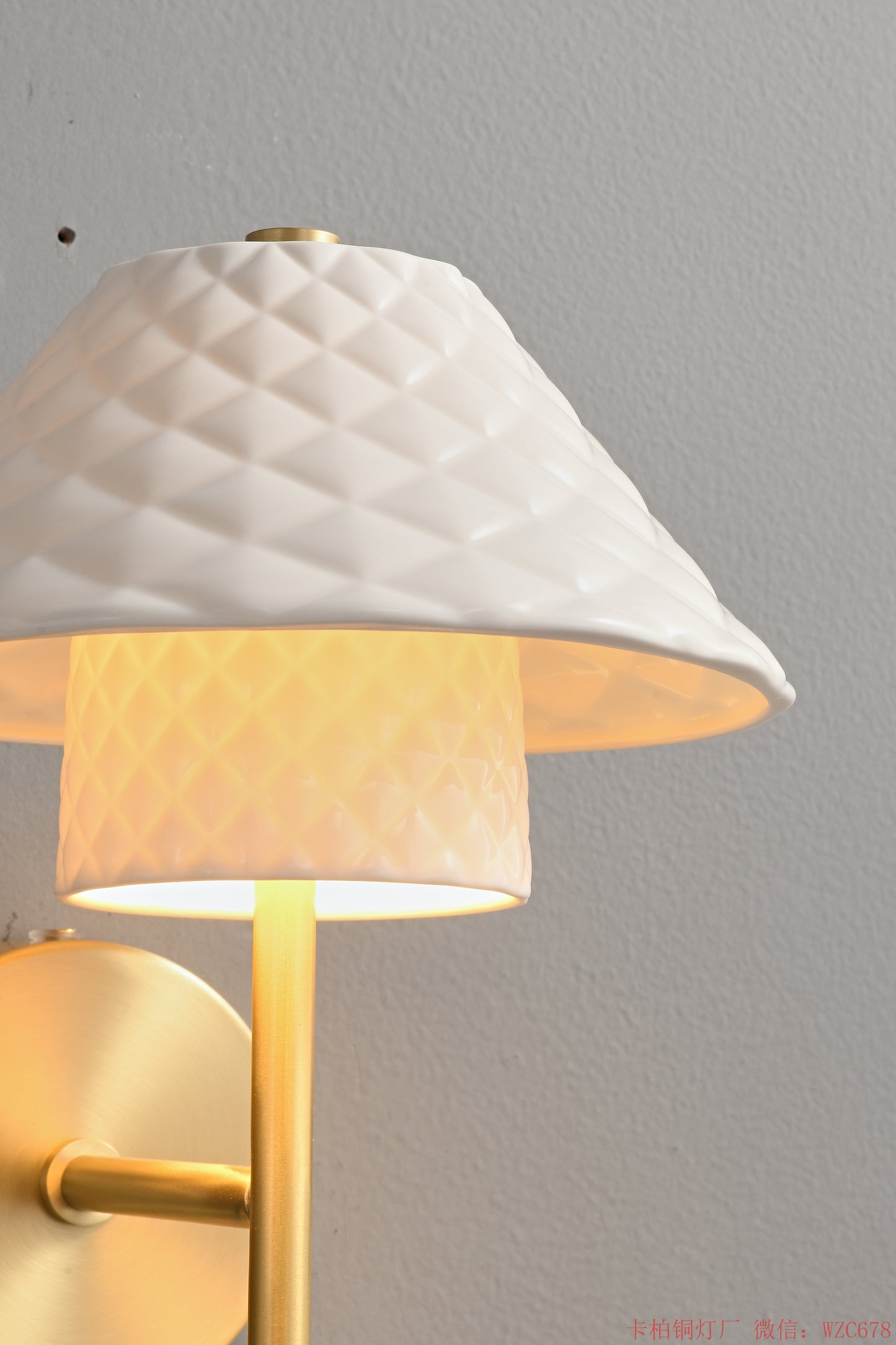 Brasss small dome single light wall sconce